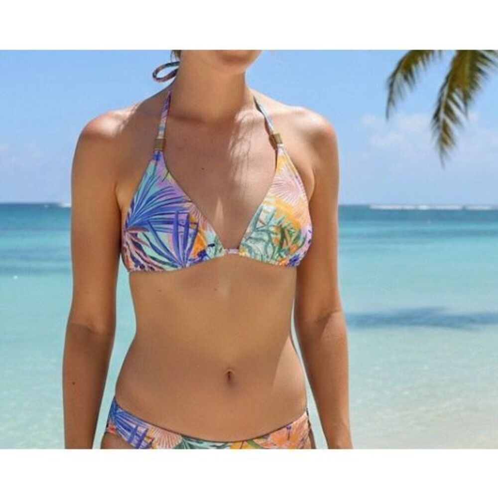 BECCA by Rebecca Virtue bikini top size M